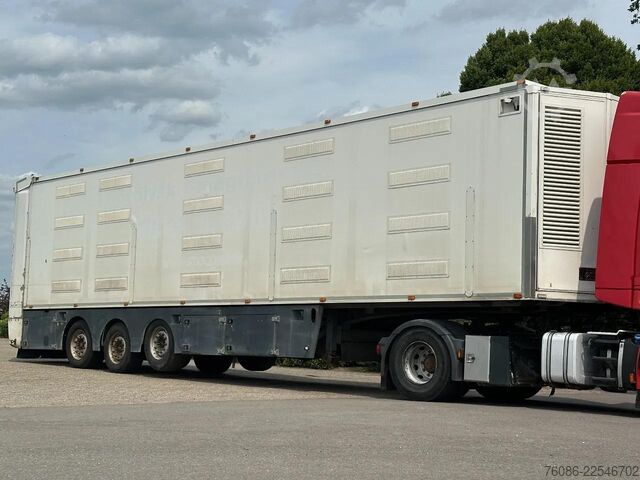 Viehtransport Berdex NO BERDEX HMK 4 stock livestock trailer SPF