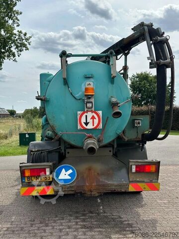 Vacuum truck DAF CF 75.250 WITH RAVO KZ7082/150 VACUUM / CHANNEL...