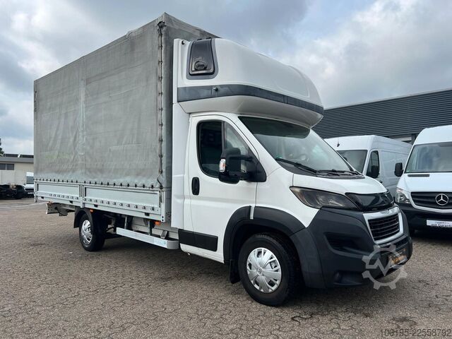 Curtain sider van PEUGEOT Boxer 2,0 HDI Maxi XXL 4.800mm *MOTORSCHADEN*