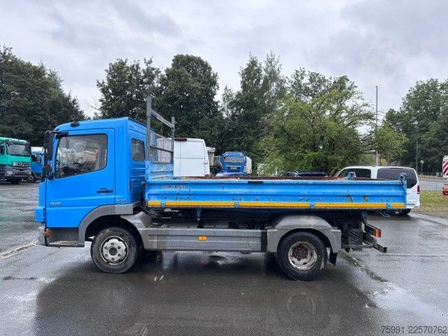 Three-sided tipper truck MERCEDES-BENZ MB 916 Atego 2 Meiller Dreiseitenkipper wenig KM