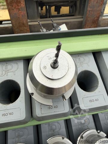 Werkzeughalter SK40 DIN 69871 AD/B mit Spannzange – Bereich Ø1–20 mm Oprawka narzędziowa SK40 DIN 69871 AD/B z tuleją zaciskową – zakres Ø1–20 mm Oprawka narzędziowa SK40 DIN 69871 AD/B z tuleją zaciskową – zakres Ø1–20 mm