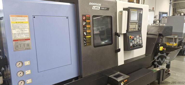 CNC lathe DOOSAN Lynx 2100LSYB