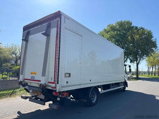 Suitcase Renault D Oprijwagen,  gesloten laadbak.