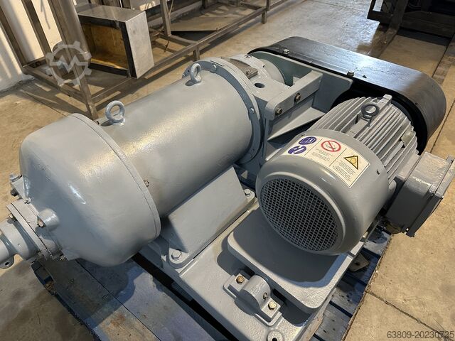 Decanter GEA WESTFALIA CA 220-010 and CA220-000