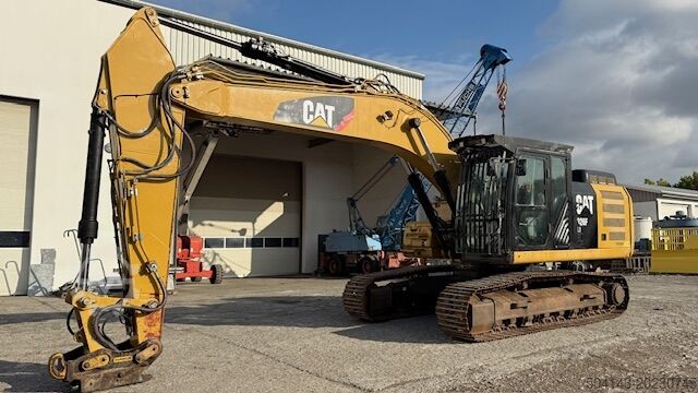 Crawler excavators Caterpillar 326F LN