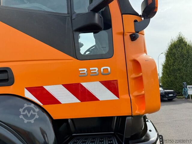 Abrollkipper IVECO Trakker 330 4x4 Marrel Winterdienst