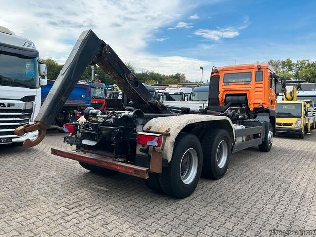 Roll-off tipper truck MAN TGA 26.400 MEILLER Abroller mit 13t Achsen 6x4