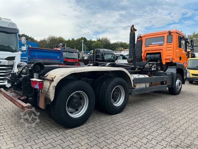 Roll-off tipper truck MAN TGA 26.400 MEILLER Abroller mit 13t Achsen 6x4