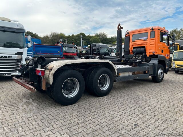 Roll-off tipper truck MAN TGA 26.400 MEILLER Abroller mit 13t Achsen 6x4