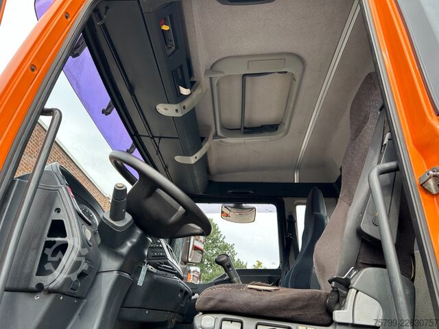 Roll-off tipper truck MAN TGA 26.400 MEILLER Abroller mit 13t Achsen 6x4