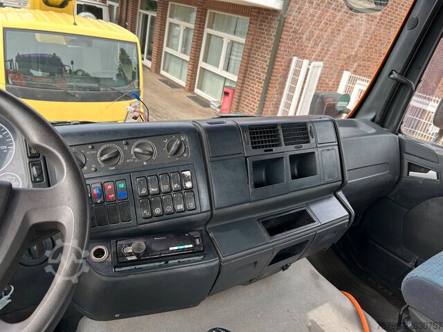 Roll-off tipper truck MAN TGA 26.400 MEILLER Abroller mit 13t Achsen 6x4