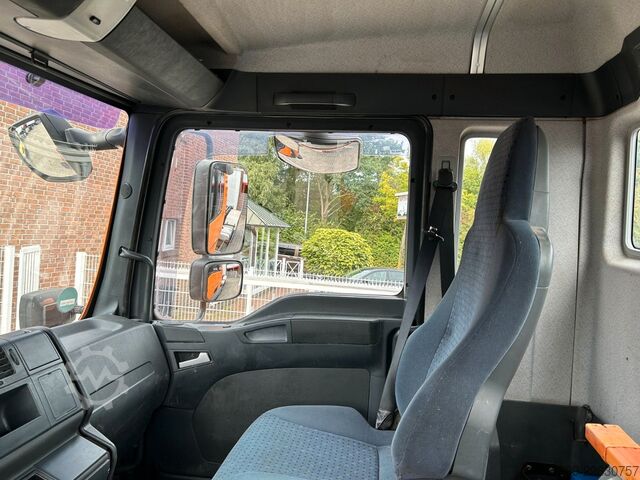 Roll-off tipper truck MAN TGA 26.400 MEILLER Abroller mit 13t Achsen 6x4