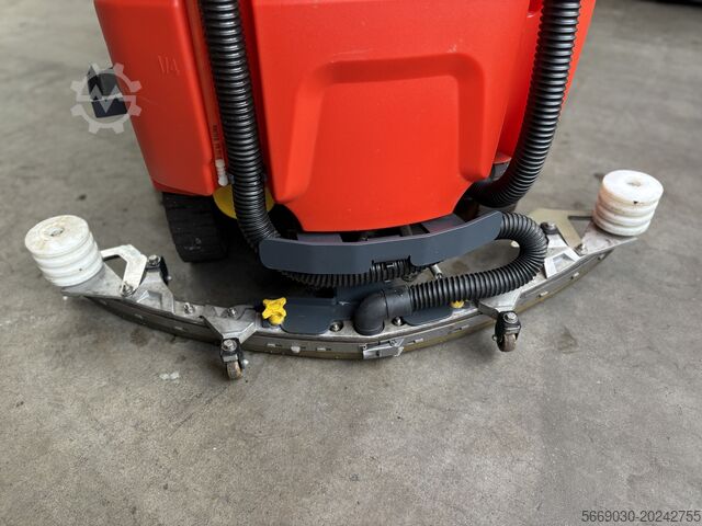 Ride-on floor cleaning machine Hako Scrubmaster B120 R