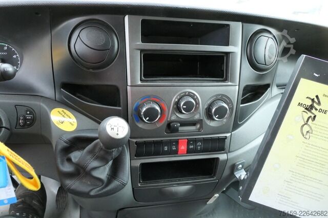 Transporter mit Koffer iveco Daily 35 S11 C30C AUTOMATIK KAMERA Regale LUFT DURCHGANG EURO-5 CoC