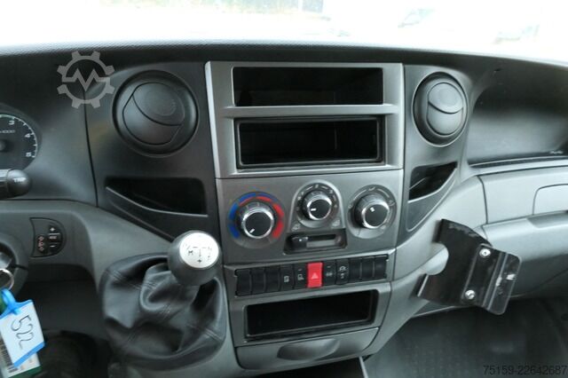 Transporter mit Koffer iveco Daily 35 S11 C30C AUTOMATIK KAMERA Regale LUFT DURCHGANG EURO-5 CoC