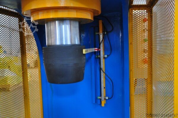 Hydraulic C-frame press Metal Technics Polska PRASA HYDRAULICZNA TYPU C HPW 50 50 TON