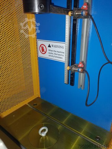 Hydraulic C-frame press Metal Technics Polska PRASA HYDRAULICZNA TYPU C HPW 50 50 TON