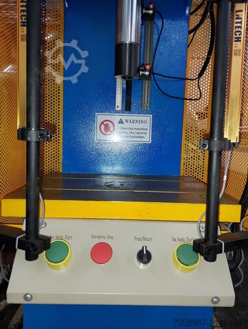 Hydraulic C-frame press Metal Technics Polska PRASA HYDRAULICZNA TYPU C HPW 50 50 TON