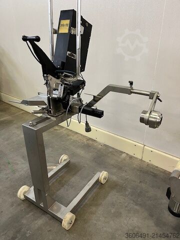 Meat processing machine Polyclip PDC 700 Halbautomatischer Clipper