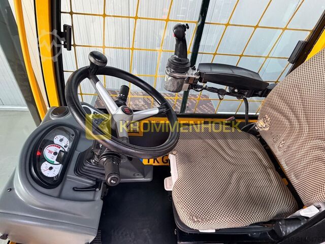 Side-loader forklift Baumann GX 70/12/40 ST