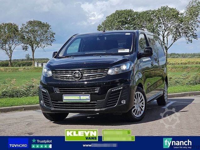 Hochdachkombi OPEL VIVARO 2.0 L2H1 Xenon Trekhaak!