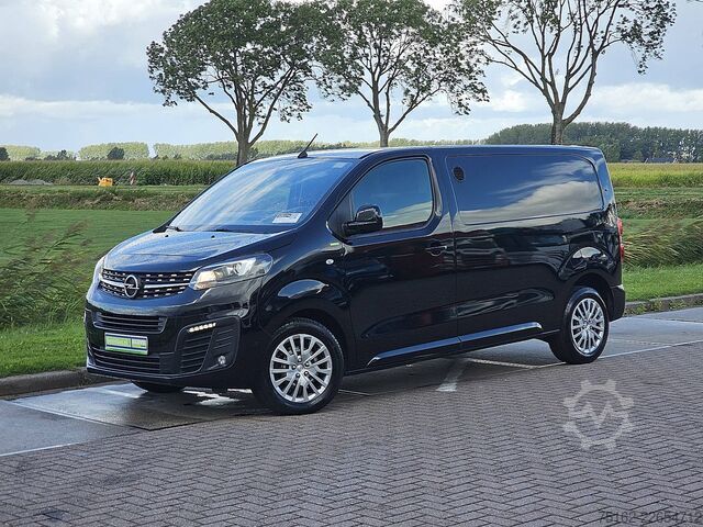 Hochdachkombi OPEL VIVARO 2.0 L2H1 Xenon Trekhaak!