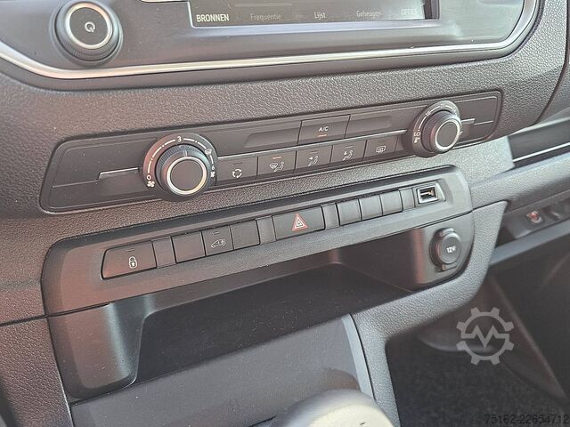 Hochdachkombi OPEL VIVARO 2.0 L2H1 Xenon Trekhaak!