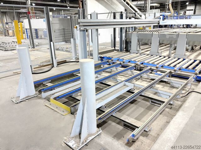 PLATTEN AUTEILSÄGE-HUBTISCHBESCHICKUNG HOLZMA (Homag group) HPL 400/43/16 PROFI