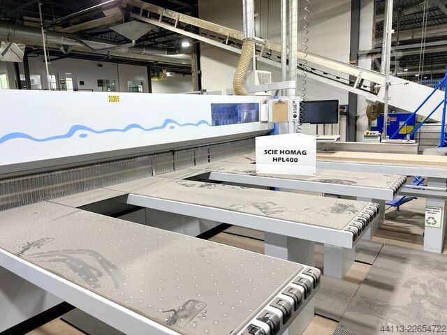 PLATTEN AUTEILSÄGE-HUBTISCHBESCHICKUNG HOLZMA (Homag group) HPL 400/43/16 PROFI