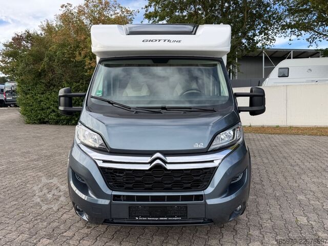 Teilintegriertes Wohnmobil GIOTTILINE Therry T32