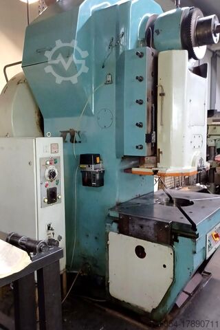 Eccentric press ZTS Kosice LE-250-C
