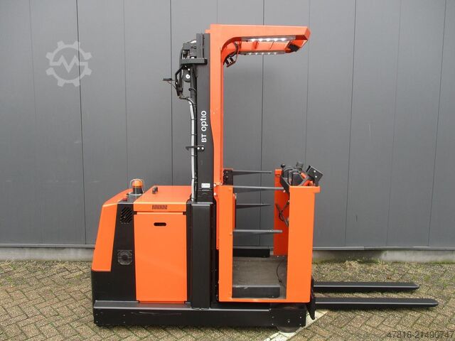Hochhubkommissionierstapler TOYOTA OME 100M