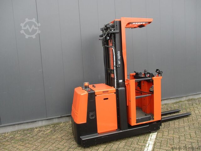 Hochhubkommissionierstapler TOYOTA OME 100M