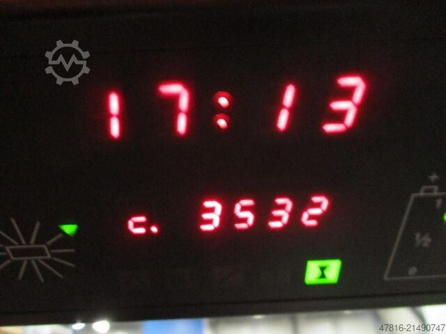 Hochhubkommissionierstapler TOYOTA OME 100M