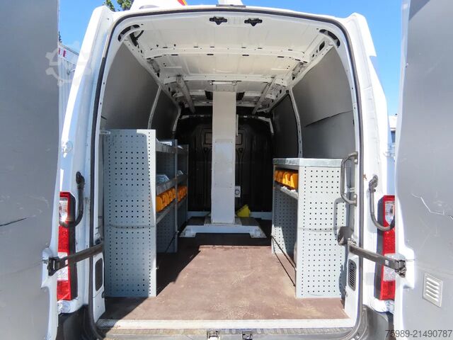 Hebebühne Renault Master 10,5 m,  3 seats, 3500 kg, euro6