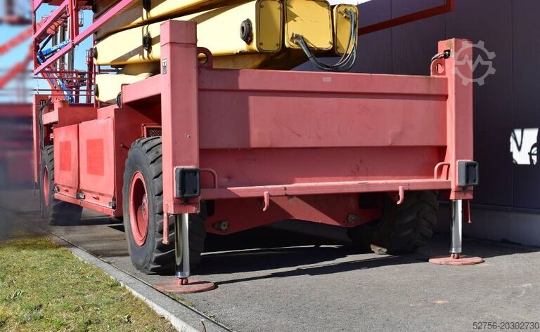 Scissor lift JLG 260-25