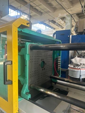 Injection molding machine Arburg 470H 1000-400 e²