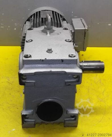 Gear motor 1.5 kW 161 rpm SEW-EURODRIVE S60DT90L-4TF