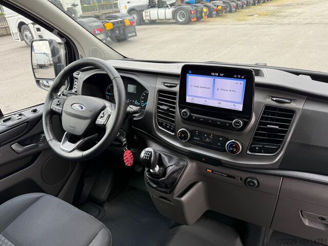 9-SEATER MINIBUS FORD TRANSIT CUSTOM
