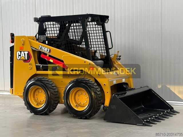 Wheel loader Caterpillar 216 B3