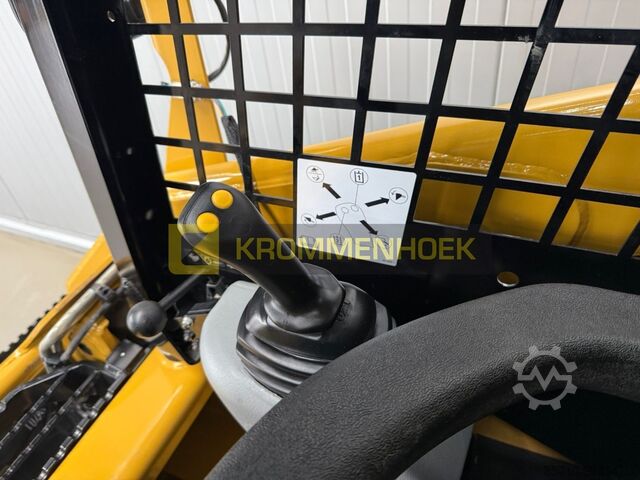 Wheel loader Caterpillar 216 B3