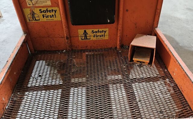 Teleskopbühne Arbeitsbühne JLG Toucan 1010