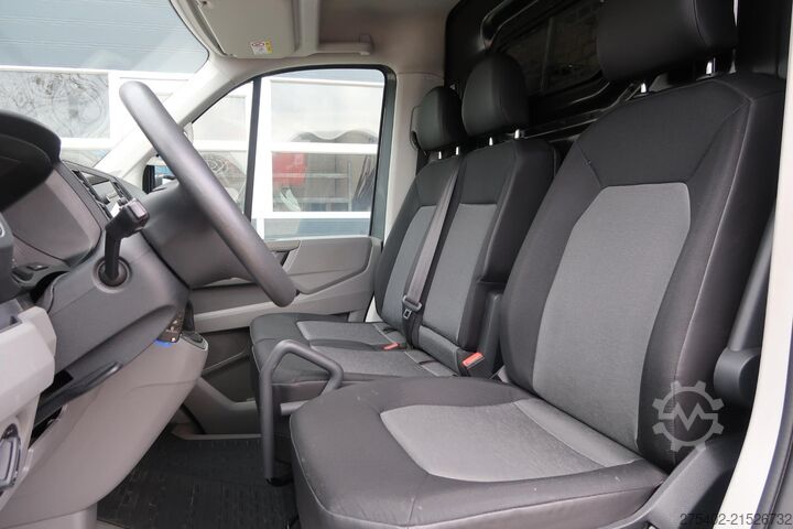 Hochdachkombi VW Crafter 35 2.0 TDI L3H3 AUT/ CAMERA/ CRUISE/ NA...