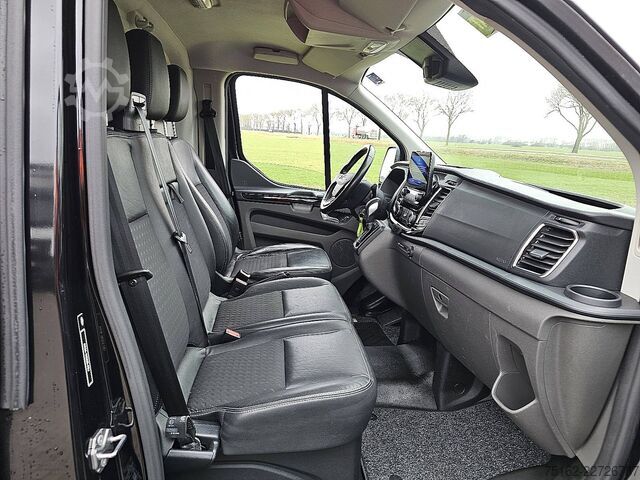 High-roof van FORD TRANSIT CUSTOM 2.0 L2H1 Sport Navi