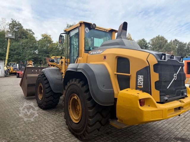 Radlader VOLVO L 120 H