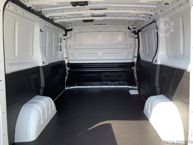 Panel van RENAULT Trafic KOMFORT L1H1 3,0t dCi 150 AUTOMATIK NAVI