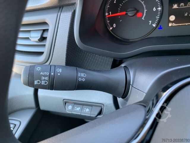 Panel van Renault Trafic L1H1 3.0t Blue dCi Komfort NAVI+KAMERA