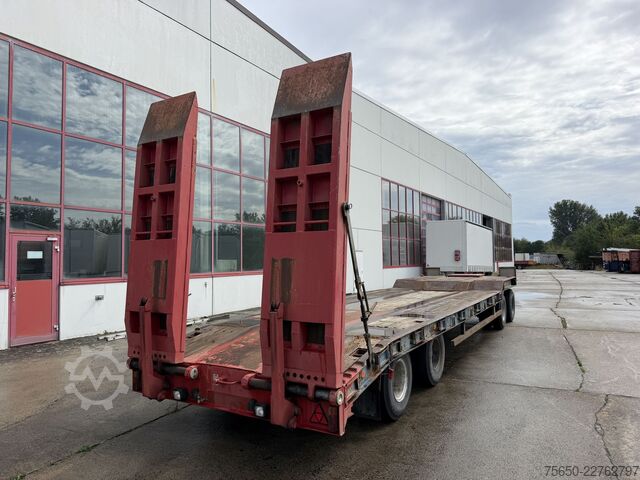 Low loader trailer Goldhofer TU-4-2x2-31/80  4 Achs Tiefladeranhänger