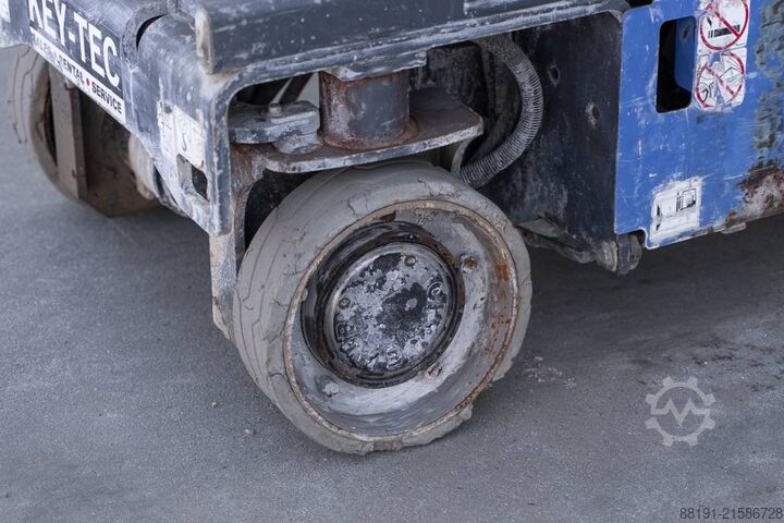 Scherenhebebühne Aichi SV 06