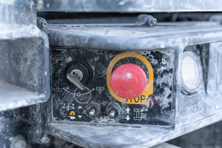 Scherenhebebühne Aichi SV 06